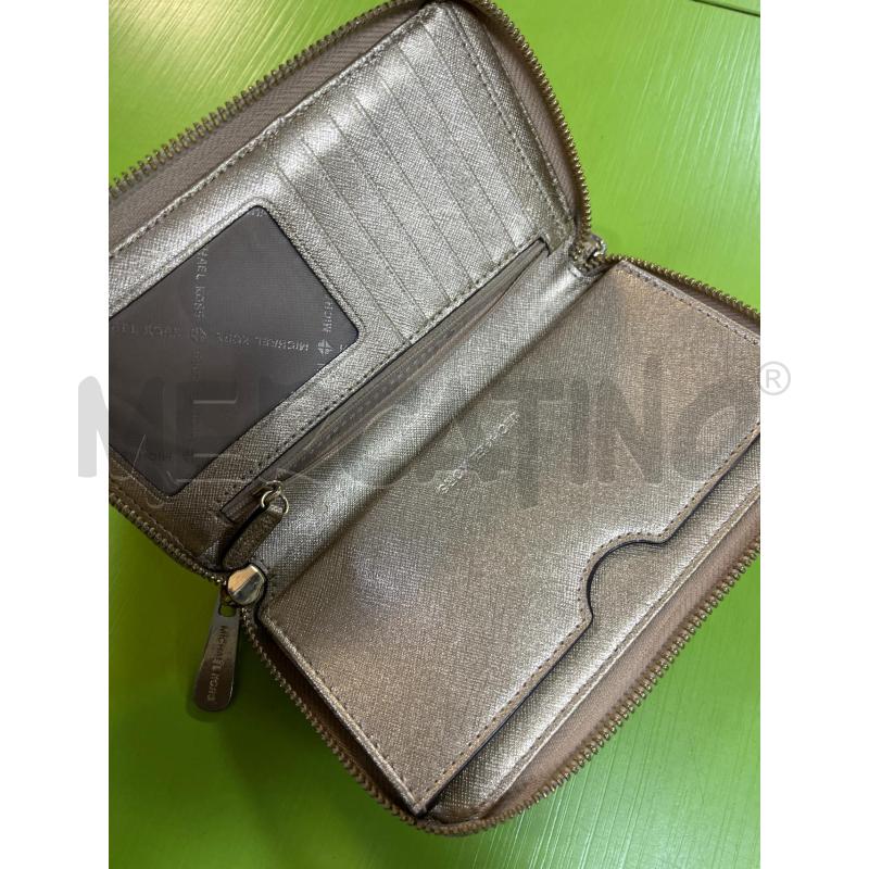 PORTA FOGLIO E TELEFONO MICHAEL KORS DORATO | Mercatino dell'Usato Ciampino 4