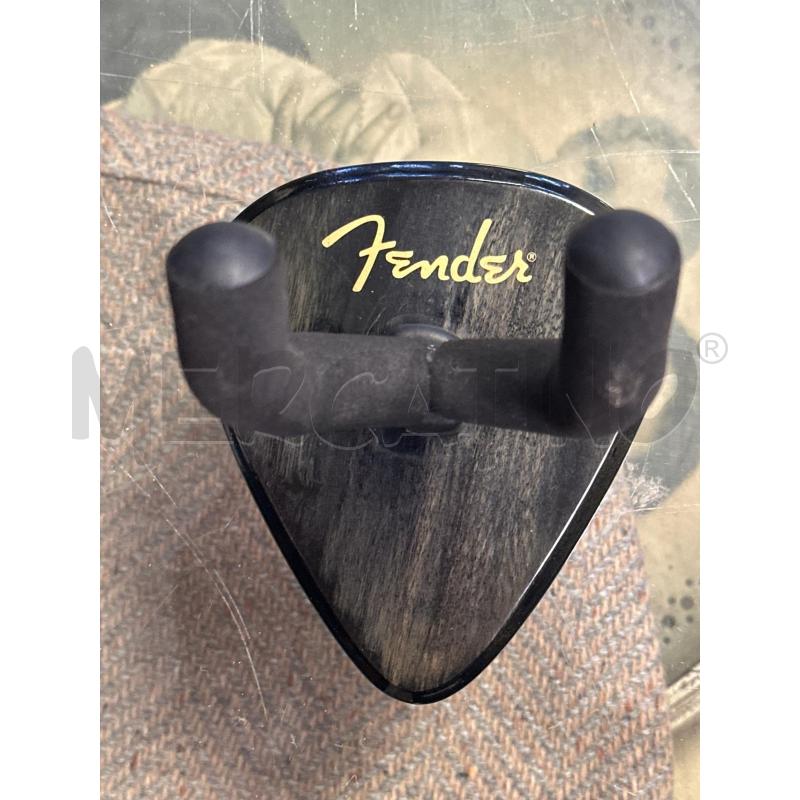 REGGI CHITARRA CLASSICA FENDER | Mercatino dell'Usato Ciampino 4