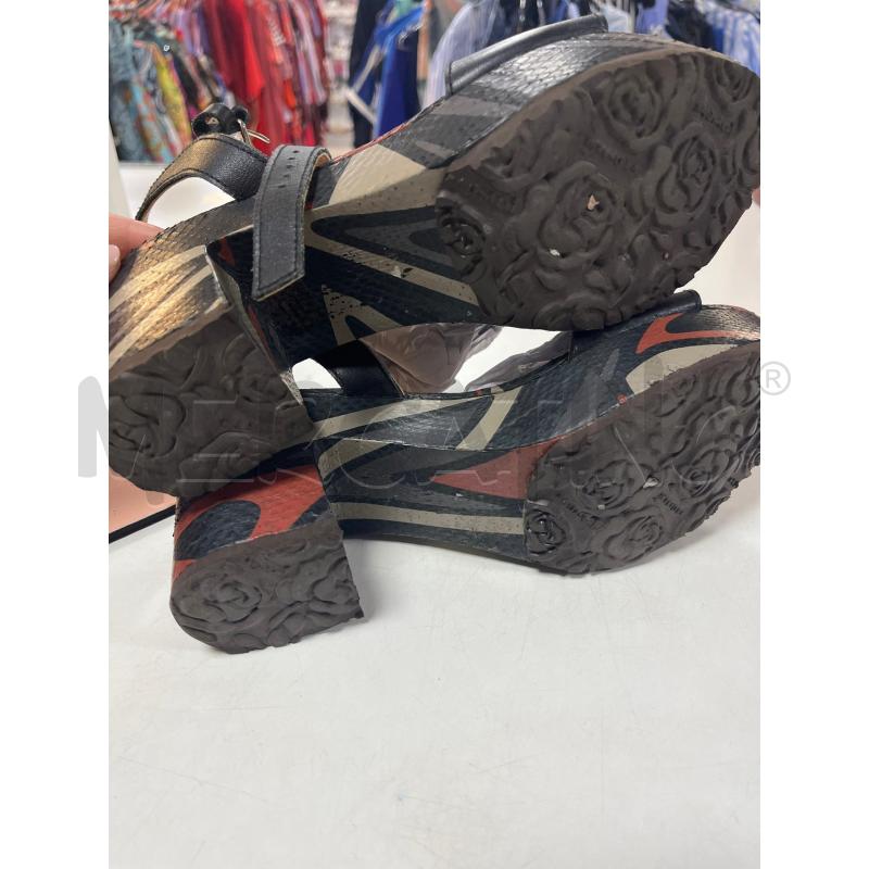 SCARPE DONNA MALIPARMI FANT NERA STR GRIGIE ROSSE | Mercatino dell'Usato Ciampino 5