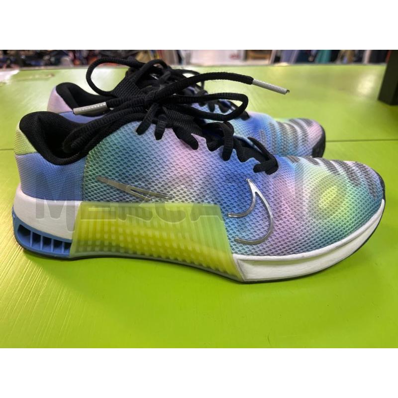 SCARPE DONNA METCON 8 CELESTE LILLA GIALLO | Mercatino dell'Usato Ciampino 2