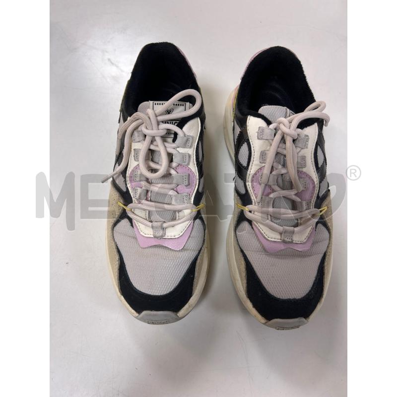 SCARPE DONNA MUNICH BIANCHE FANT ROSA GIALLA NERA | Mercatino dell'Usato Ciampino 1