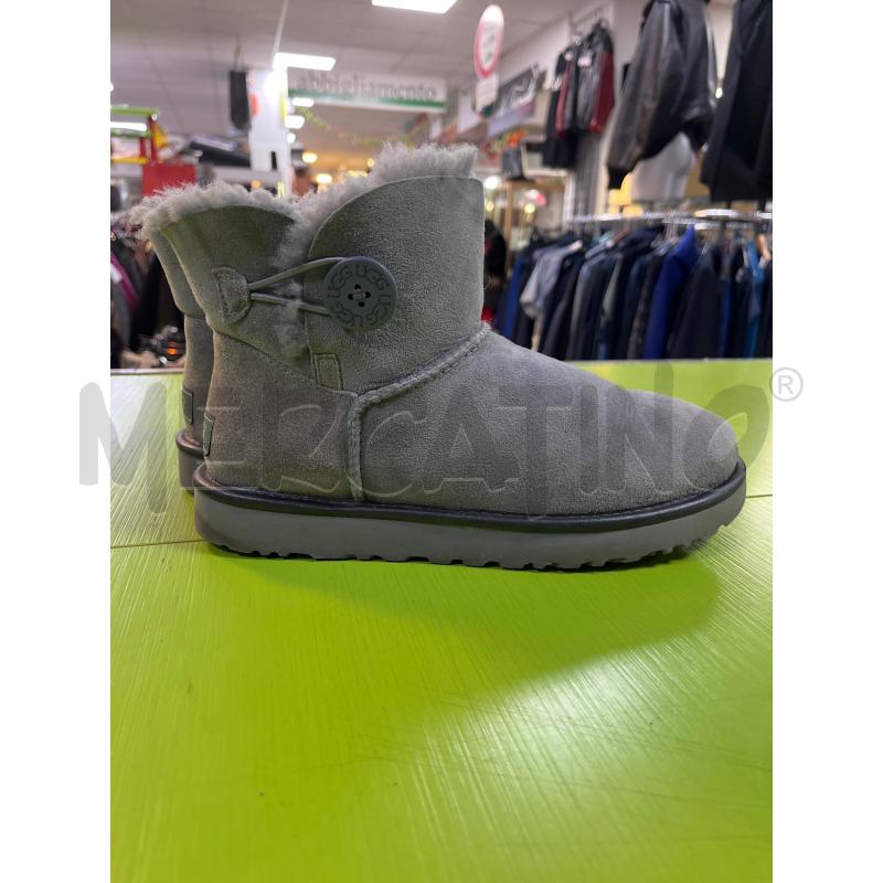 SCARPE DONNA UGG GRIGIO CON BOTTONE | Mercatino dell'Usato Ciampino 2