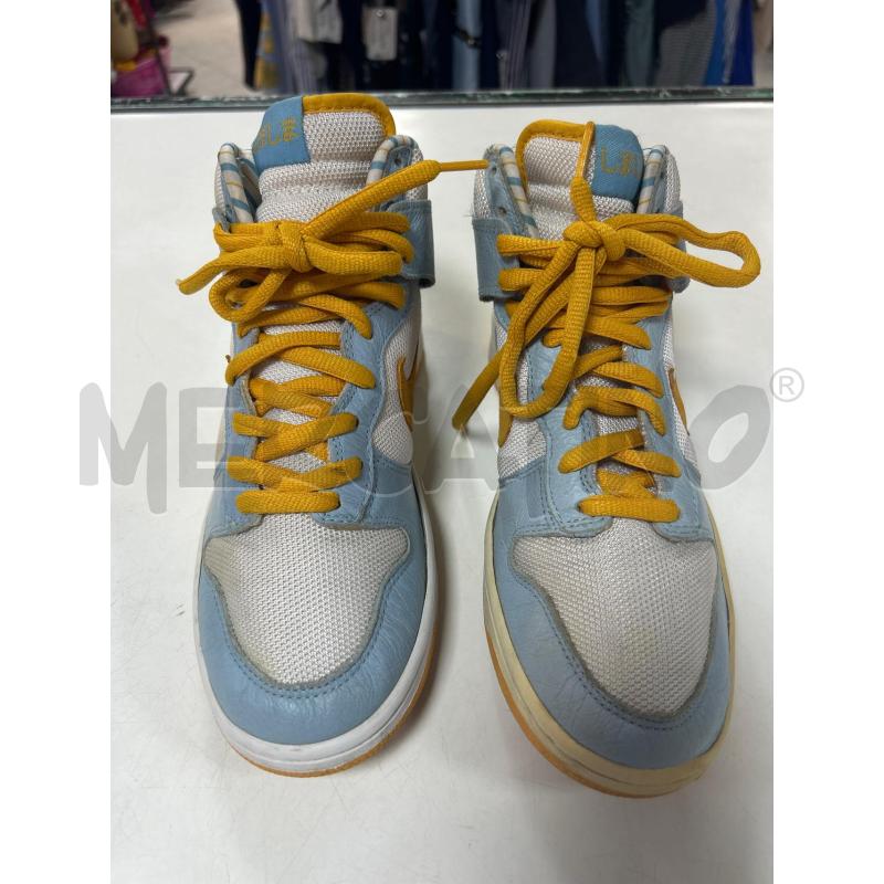SCARPE UOMO SHIMA 3 NIKE ARANCIO CELESTI E BIANCHE | Mercatino dell'Usato Ciampino 1