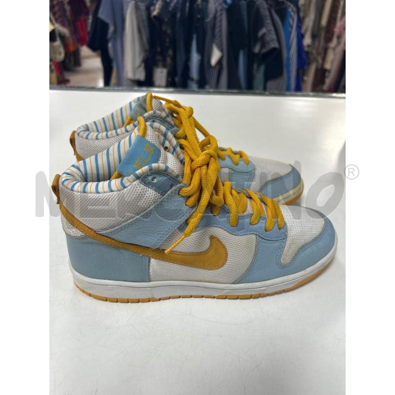 SCARPE UOMO SHIMA 3 NIKE ARANCIO CELESTI E BIANCHE | Mercatino dell'Usato Ciampino 2