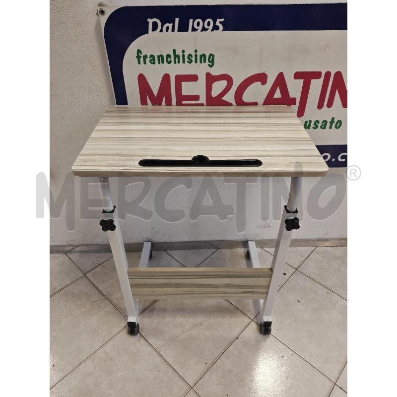 SCRIVANIA CON ROTELLE WENGHE CHIARO | Mercatino dell'Usato Ciampino 4