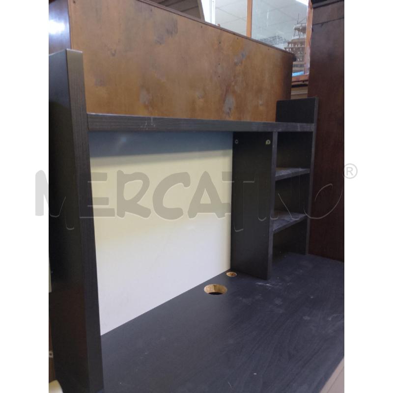 SCRIVANIA IKEA MICKE | Mercatino dell'Usato Ciampino 3