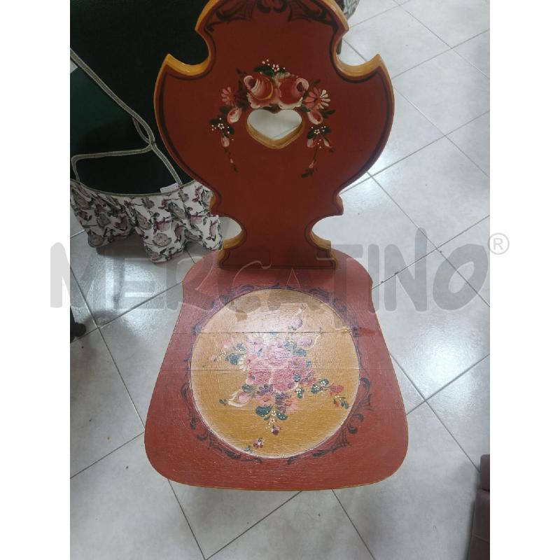 SEDIA ROSSA DECORO FIORI | Mercatino dell'Usato Ciampino 5