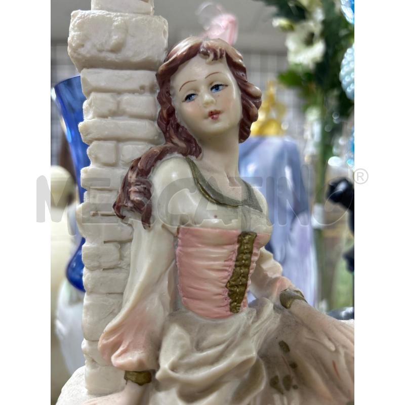 STATUA SCAGGIARI COPPIA RAGAZZI SU MURETTO | Mercatino dell'Usato Ciampino 3
