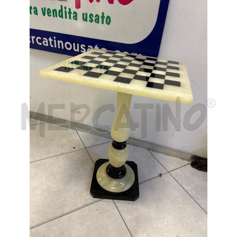 TAVOLINO SCACCHIERA IN ONICE CON SCACCHI E DAMA | Mercatino dell'Usato Ciampino 1