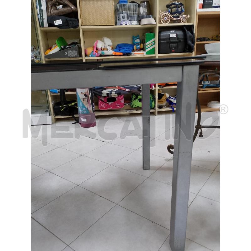 TAVOLO IN VETRO ED ACCIAIO ALLUNGABILE | Mercatino dell'Usato Ciampino 3