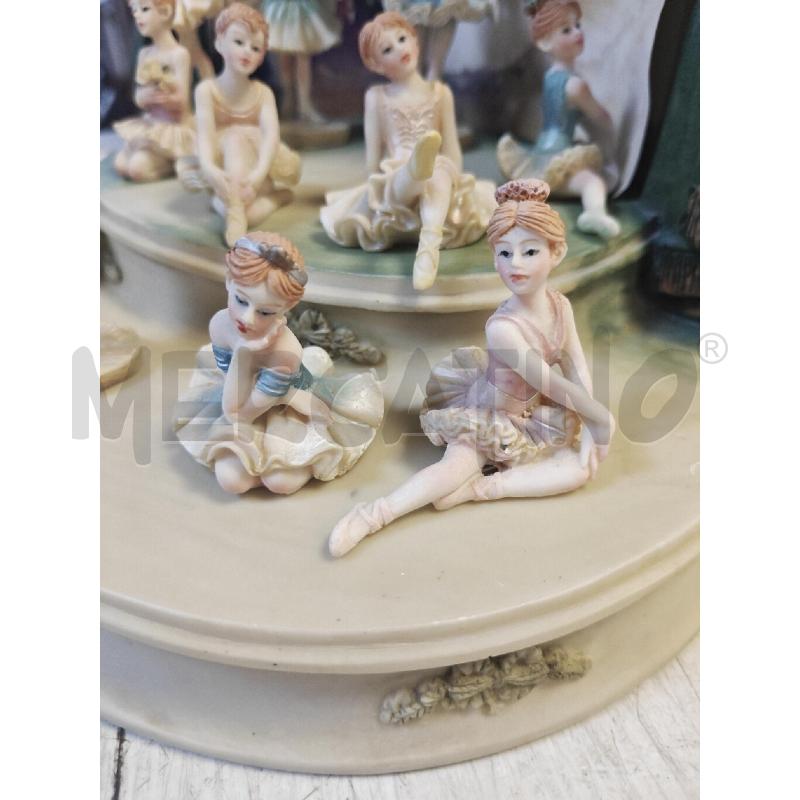 TEATRINO CON BALLERINE | Mercatino dell'Usato Ciampino 5