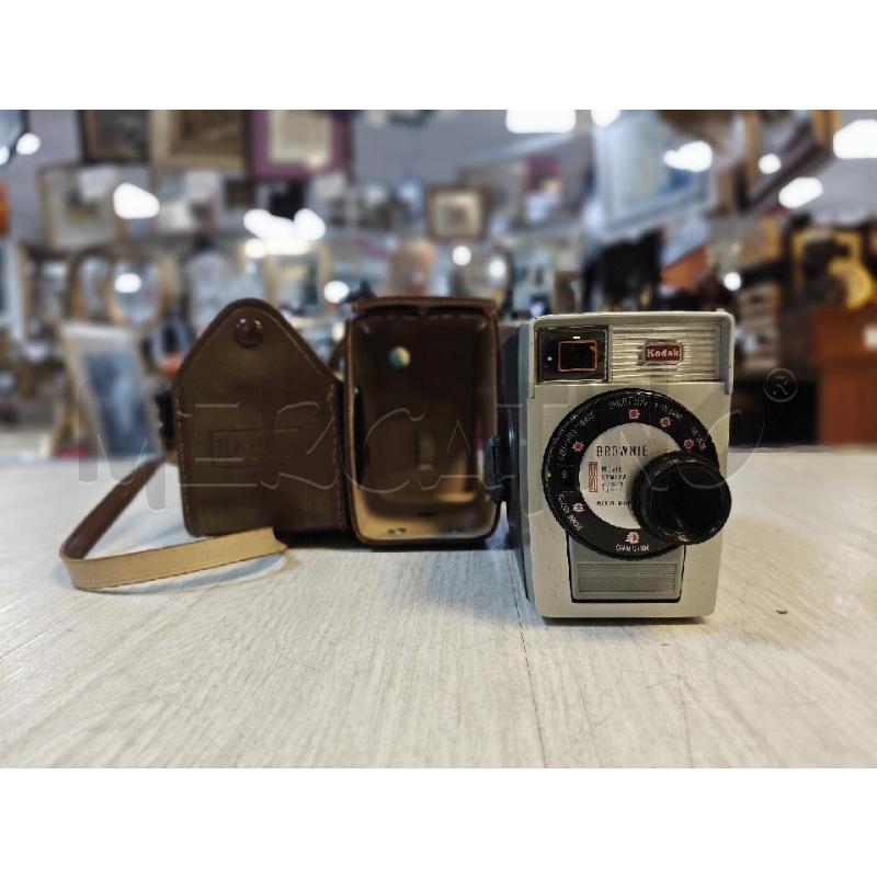VIDEO CAMERA KODAK BROWNIE 8 MOVIE CAMERA | Mercatino dell'Usato Ciampino 1