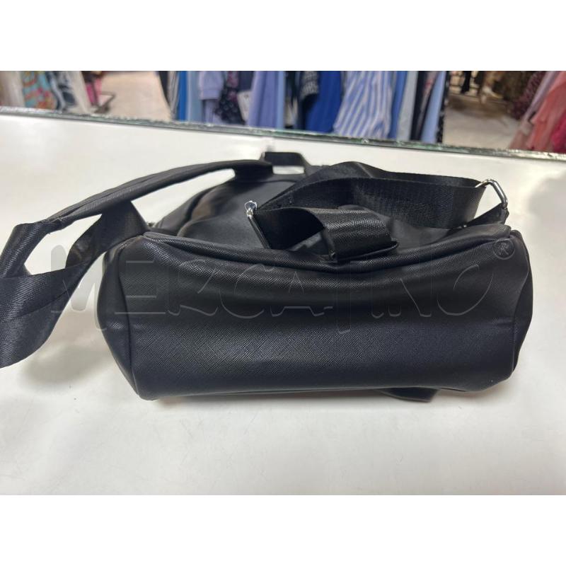 ZAINO DONNA RIFLE NERO BORCHIE | Mercatino dell'Usato Ciampino 4