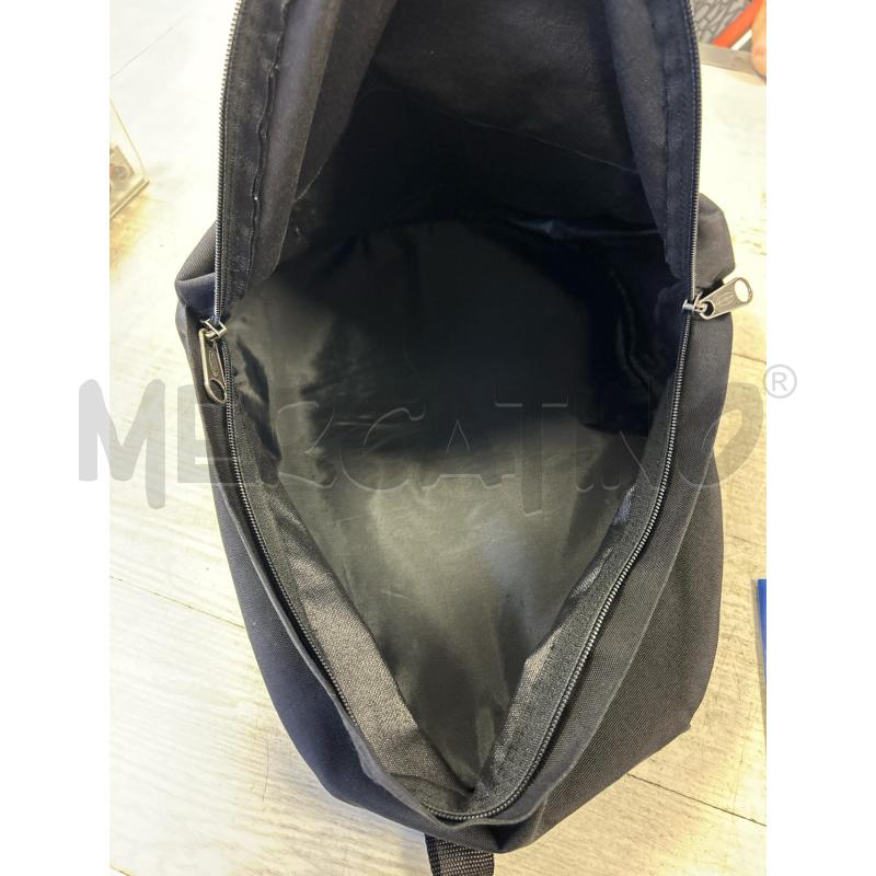 ZAINO EASTPAK NERO | Mercatino dell'Usato Ciampino 3