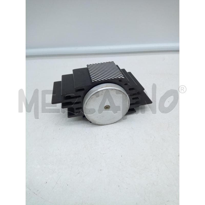 ACCENDINO DA TAVOLO SPACE AGE METALLO NERO BIANCO LINEE  | Mercatino dell'Usato Roma porta maggiore 3