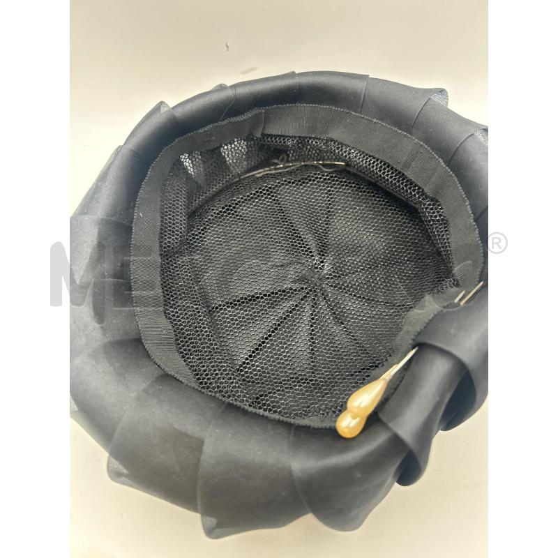 BERRETTO NERO ORGANZA SPILLE INTERNE | Mercatino dell'Usato Roma porta maggiore 3