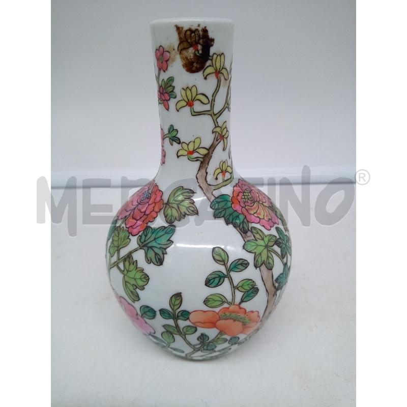 BOTTIGLIA P0RCELLAAN CHINA FIORI DIPINTI  | Mercatino dell'Usato Roma porta maggiore 1