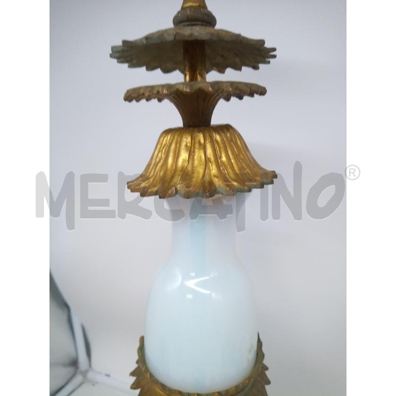 CANDELABRO VETRO LATTIMO OTTONE FOGLIE RILIEVO DIFETTO | Mercatino dell'Usato Roma porta maggiore 2