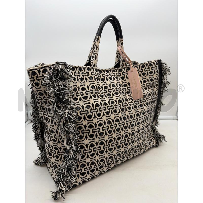 COCCINELLE BORSA DONNA TESSUTO FANTASIA MONOGRAM BIANCO E NERO | Mercatino dell'Usato Roma porta maggiore 2