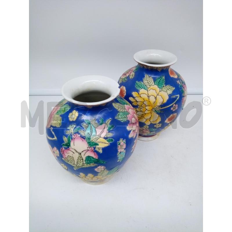 COPPAIVASI PORCELLAAN CHIAN FONDO BLU FIORI DIPINTI DIFETTO | Mercatino dell'Usato Roma porta maggiore 3