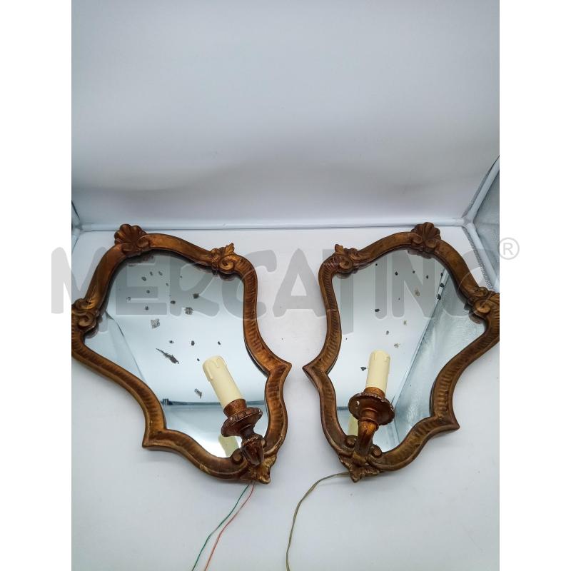 COPPIA APPLIQUE SPECCHIATA 1L  CORNICE LEGNO | Mercatino dell'Usato Roma porta maggiore 1