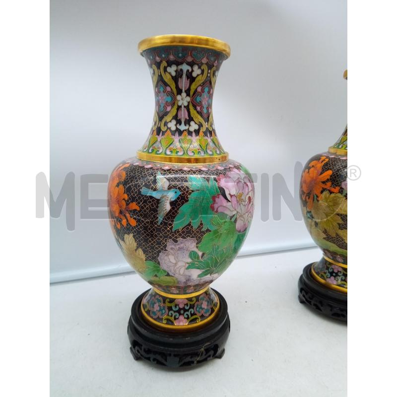 COPPIA VASI CLOISONNÈ FONDO NERO FIORI UCCELLI | Mercatino dell'Usato Roma porta maggiore 3
