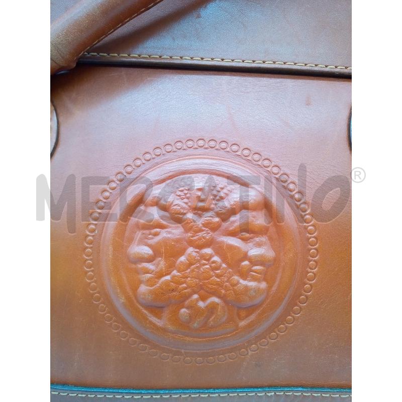 FENDI BORSA MARRONE PELLE 2 MANICI LOGO IN RILIEVO | Mercatino dell'Usato Roma porta maggiore 3