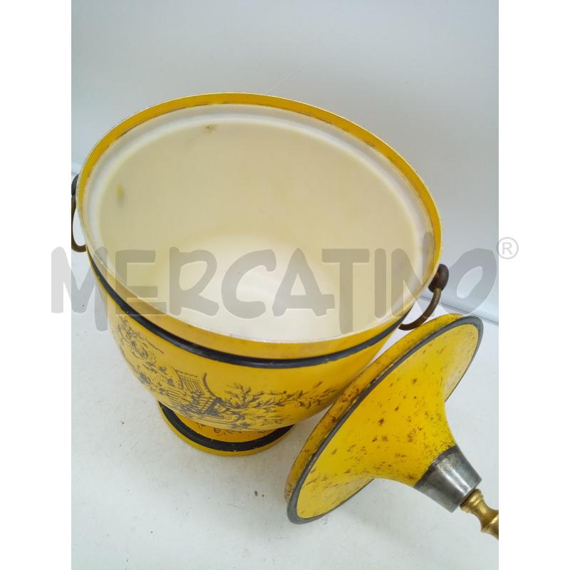 GLACETTE CON COPERCHIO ALLUMINIO GIALLO DECORO FESTONI E STRUMENTI  | Mercatino dell'Usato Roma porta maggiore 3