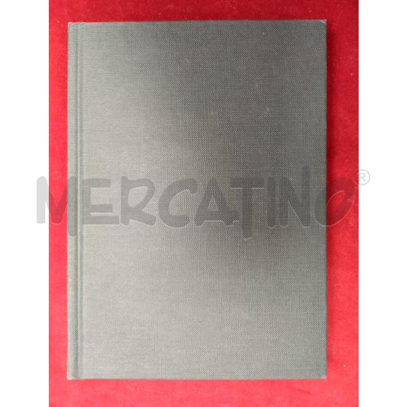 KAMITSIS - PACO RABANNE MEMORIE DE LA MODE EDITIONS ASSOULINE | Mercatino dell'Usato Roma porta maggiore 4