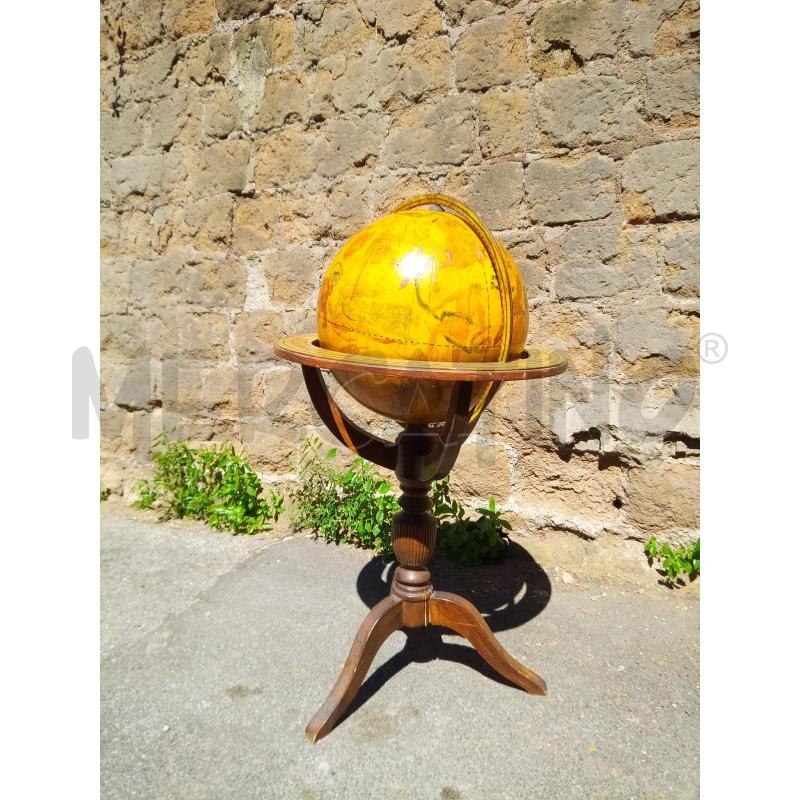 MAPPAMONDO ASTROLOGICO DA TERRA DIPINTO A MANO  | Mercatino dell'Usato Roma porta maggiore 1