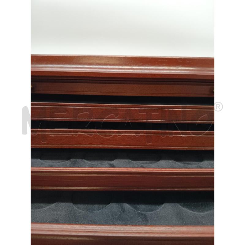 MEDAGLIERE LEGNO SEI CASSETTI  | Mercatino dell'Usato Roma porta maggiore 3