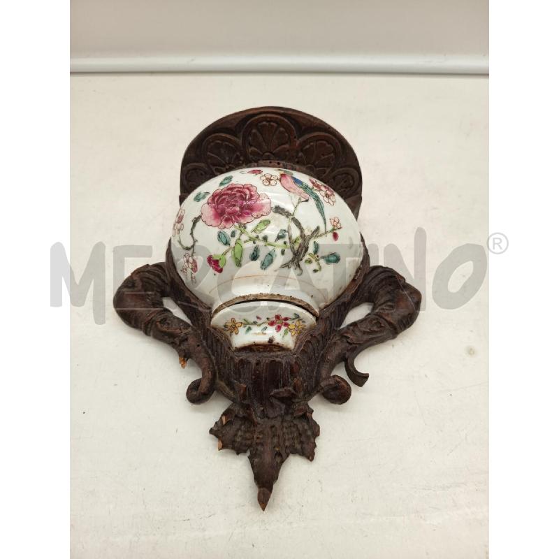 MENSOLINA PORCELLANA CHINA GAROFANO STRUTTURA LEGNO  | Mercatino dell'Usato Roma porta maggiore 1