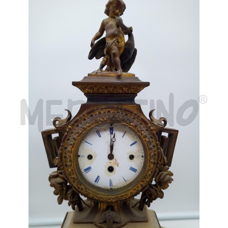 PENDOLA ALABASTRO OTTONE PUTTO CON CIGNO | Mercatino dell'Usato Roma porta maggiore 2