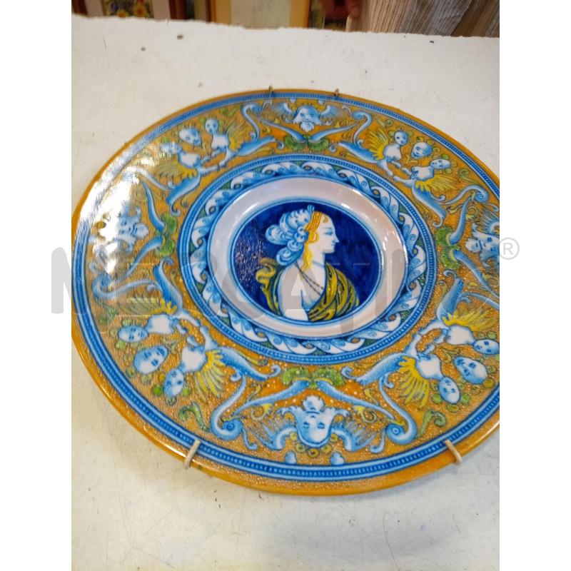 PIATTO CERAMICA PROFLIO DONNA GROTTESCHE DIPINTE | Mercatino dell'Usato Roma porta maggiore 4