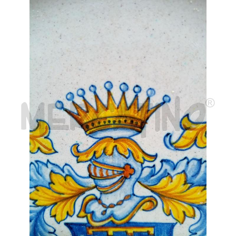 PIATTO MURO CERAMICA GRAZIA DERUTA STEMMA ARALDICO | Mercatino dell'Usato Roma porta maggiore 3