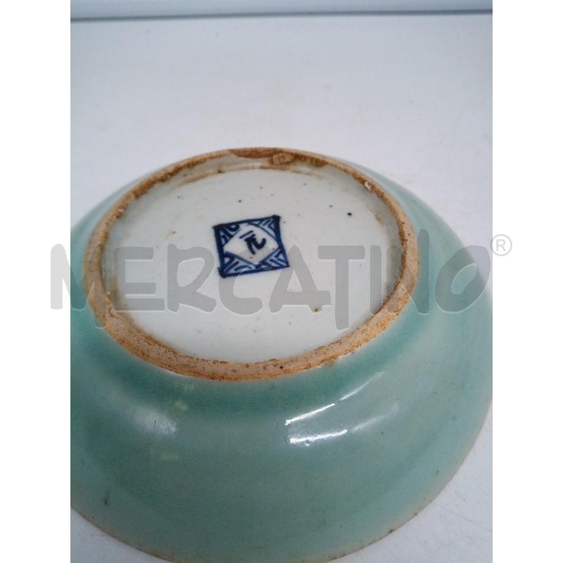 PIATTO PORCELLANA CELADON DIFETTI  | Mercatino dell'Usato Roma porta maggiore 4