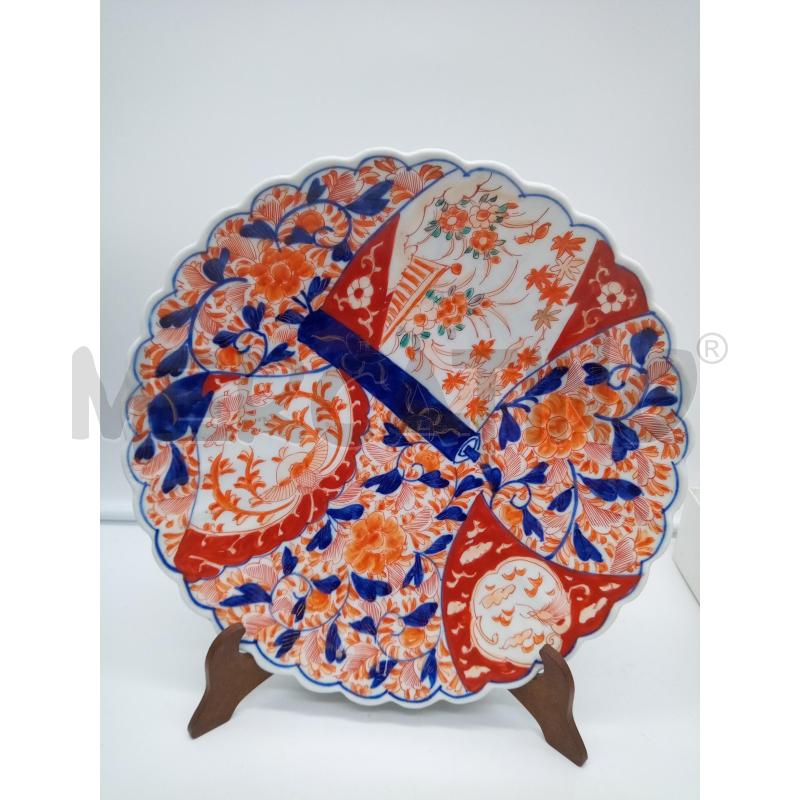 PIATTO PORCELLANA IMARI DECORO ROSSO BLU EPOCA  | Mercatino dell'Usato Roma porta maggiore 3