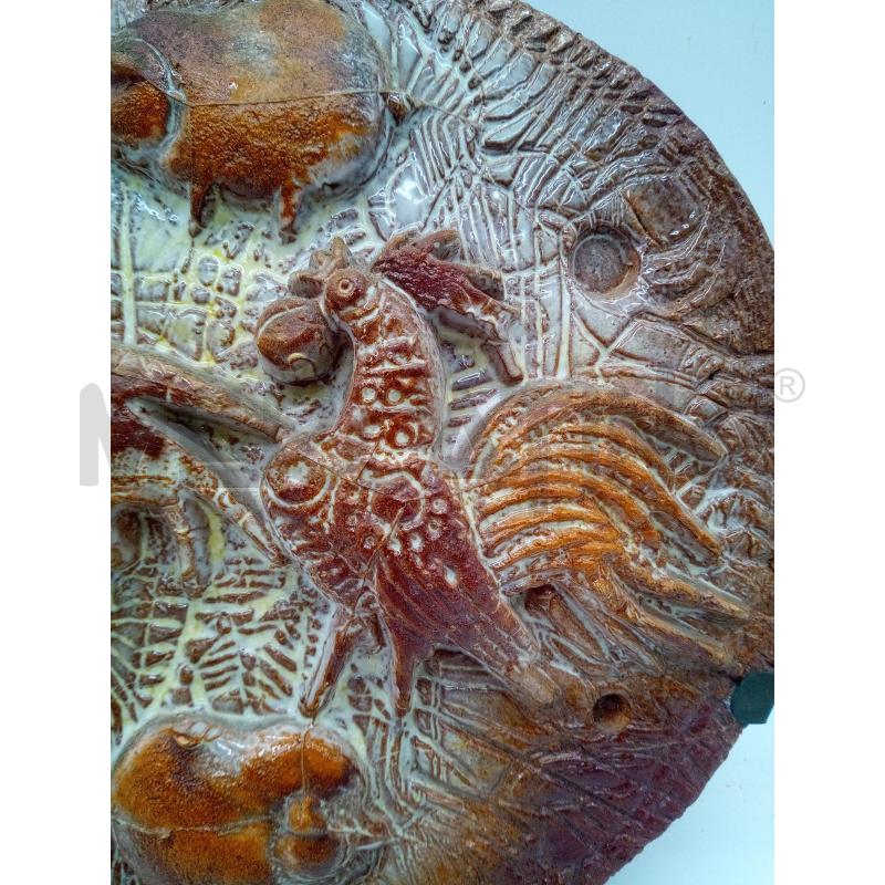 PLACCA TERRACOTTA BIANCINI GALLI E CINCHIALI IN RILIEVO  | Mercatino dell'Usato Roma porta maggiore 4