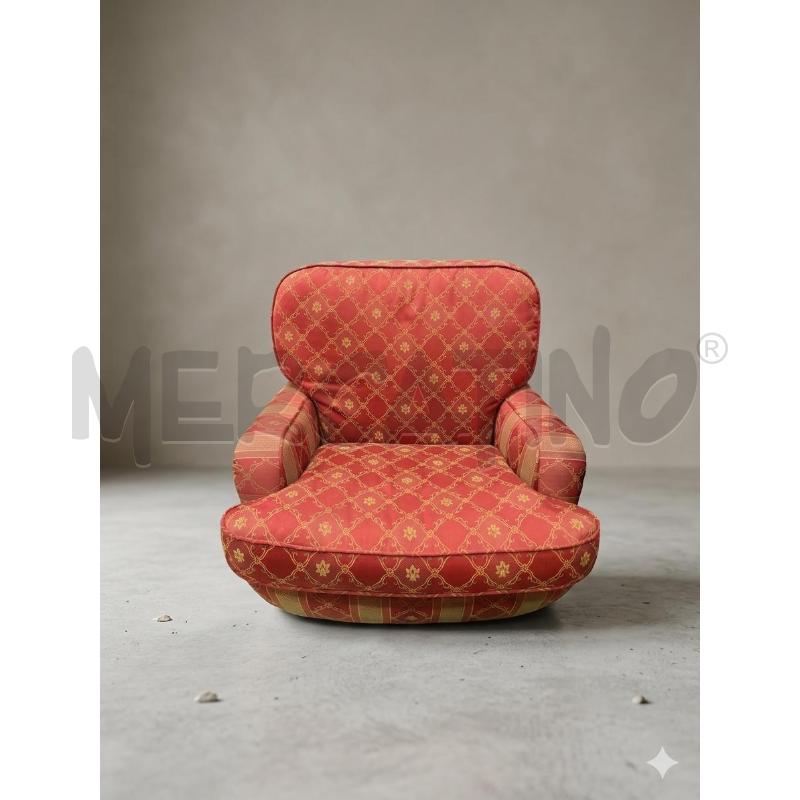 POLTRONA ROSSA TESS FLOREALE | Mercatino dell'Usato Roma porta maggiore 1