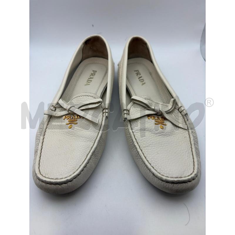 PRADA MOCASSINI DONNA BIANCHI PELLE LOGO GOLD FIOCCO | Mercatino dell'Usato Roma porta maggiore 1