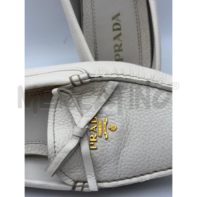 PRADA MOCASSINI DONNA BIANCHI PELLE LOGO GOLD FIOCCO | Mercatino dell'Usato Roma porta maggiore 3