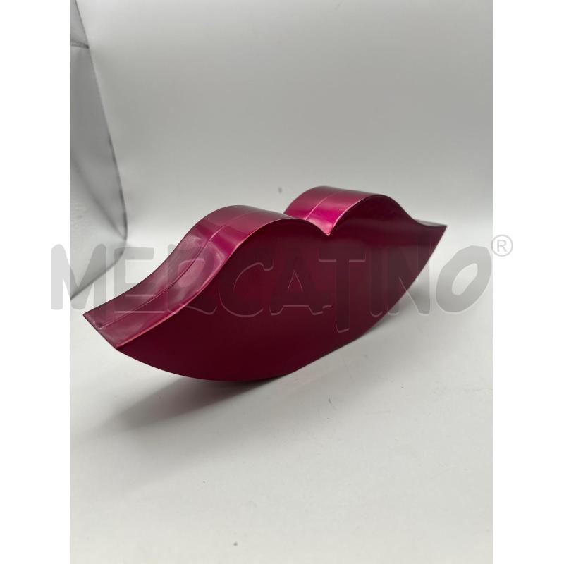 RODOLPHE MENUDIER POCHETTE VIOLA METALLIZZATO LABBRA | Mercatino dell'Usato Roma porta maggiore 2