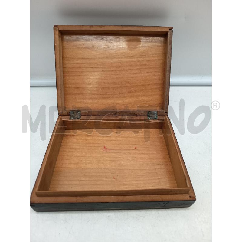 SCATOLA LEGNO INTARSIATO CARTE DA GIOCO  | Mercatino dell'Usato Roma porta maggiore 3