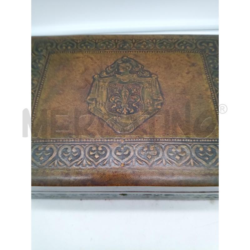 SCATOLA LEGNO RIVENSTIMENTO PELLE CONCIATA VRDE STEMMA  | Mercatino dell'Usato Roma porta maggiore 2