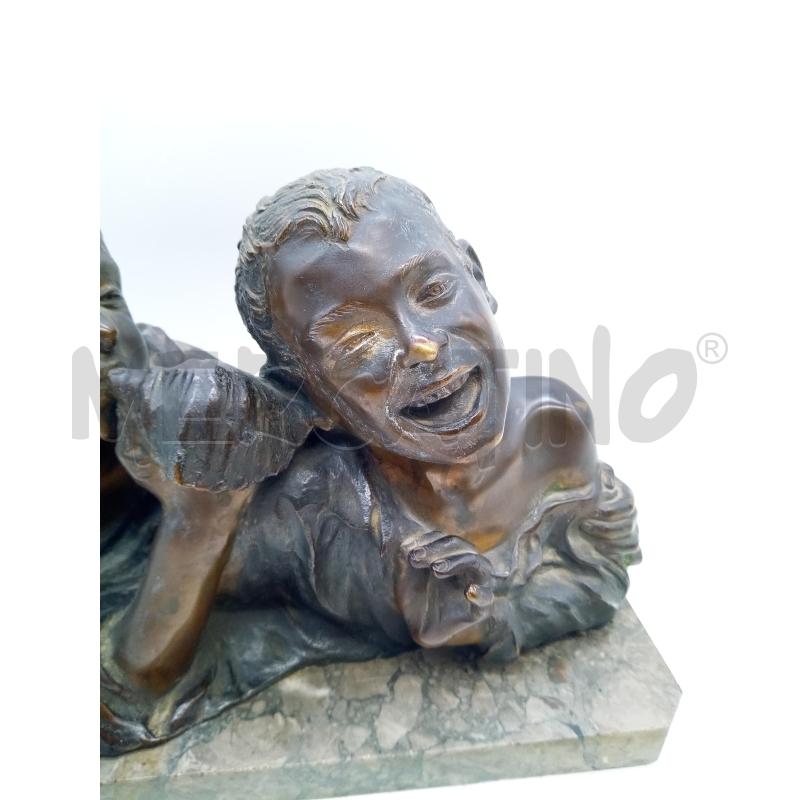 SCULTURA BRONZO DUE BAMBINI CON CONCHIGLIA | Mercatino dell'Usato Roma porta maggiore 3