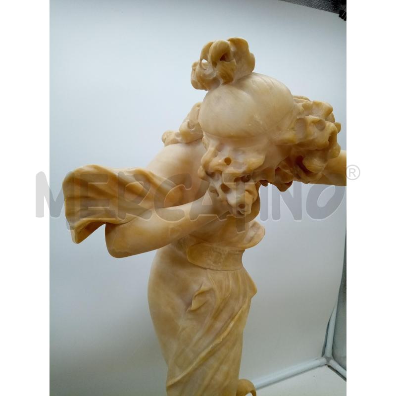 SCULTURA MARMO CARRARA FIGURA FEMMINILE IN ESTASI DIONISIACA | Mercatino dell'Usato Roma porta maggiore 3