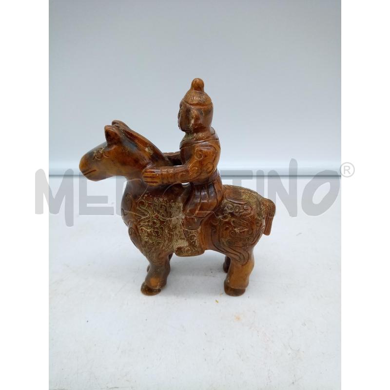 SCULTURA PIETRA CAVALIERE ORIENTALE | Mercatino dell'Usato Roma porta maggiore 2
