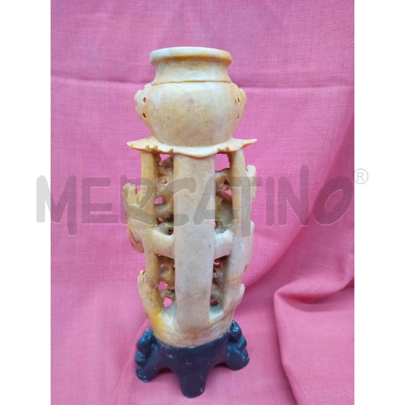 SCULTURA PIETRA ORIENTALE  TRE CANI BASE RIALZATA SCURA  | Mercatino dell'Usato Roma porta maggiore 4
