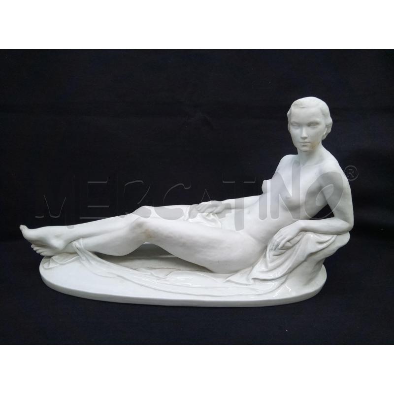 SCULTURA PORCELLANA NUDO FEMMINILE   | Mercatino dell'Usato Roma porta maggiore 1