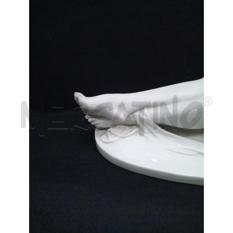 SCULTURA PORCELLANA NUDO FEMMINILE   | Mercatino dell'Usato Roma porta maggiore 3